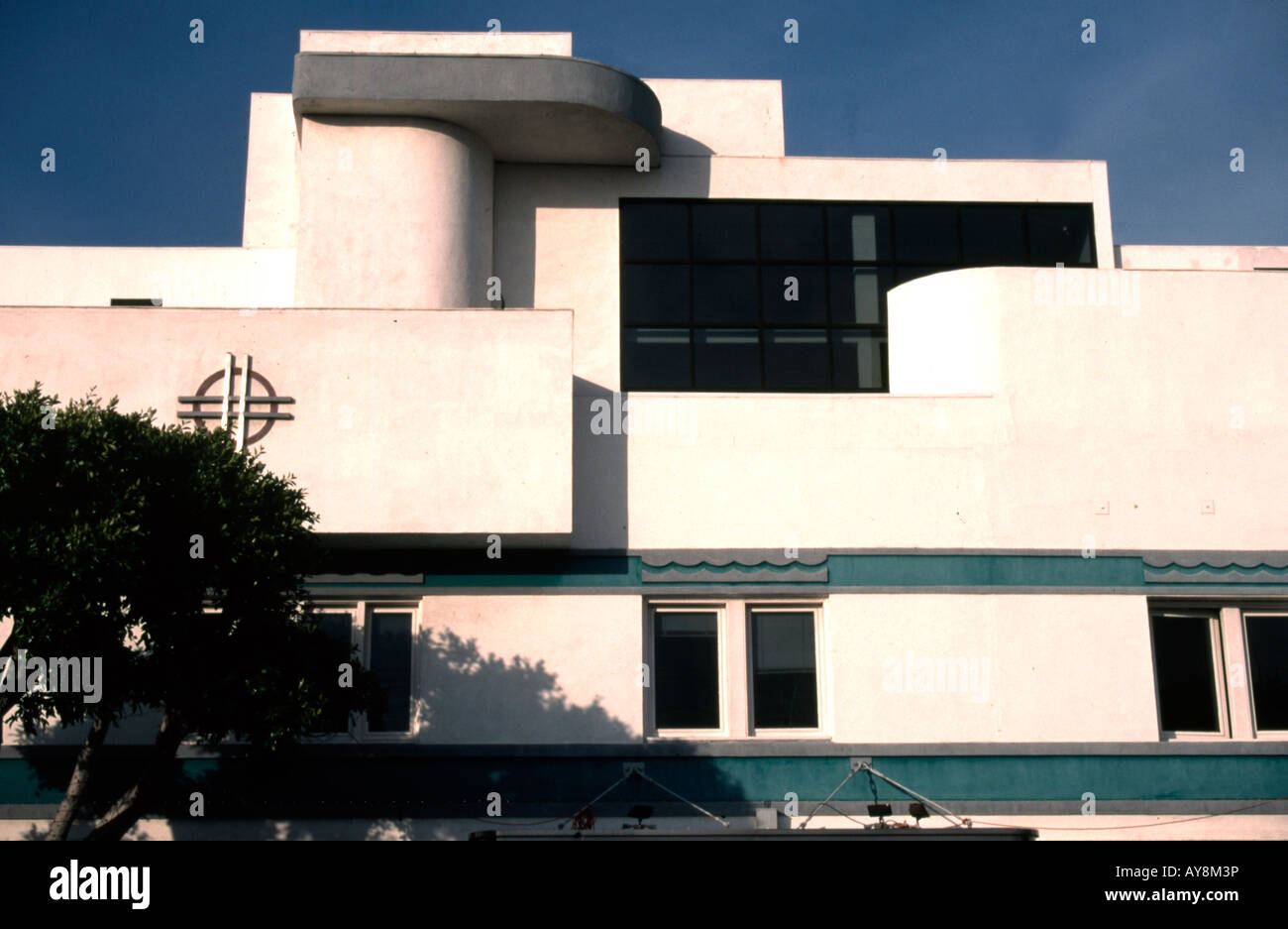 Bâtiment de style Art déco sur la côte californienne à USA Banque D'Images