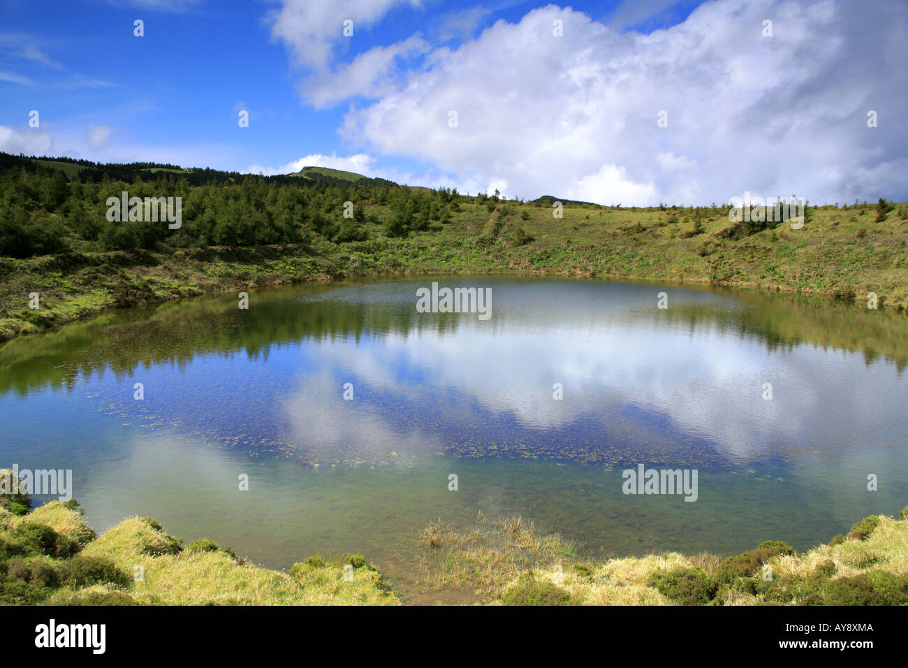 Pau-Pique lake, à l'île de São Miguel, aux Açores. Banque D'Images