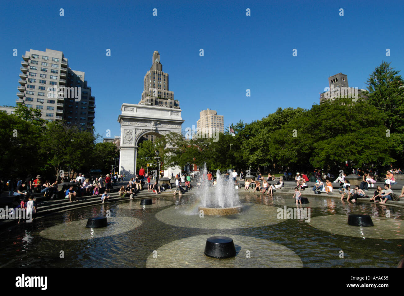 Fontaine à eau à Washington Square Park, New York City USA Banque D'Images