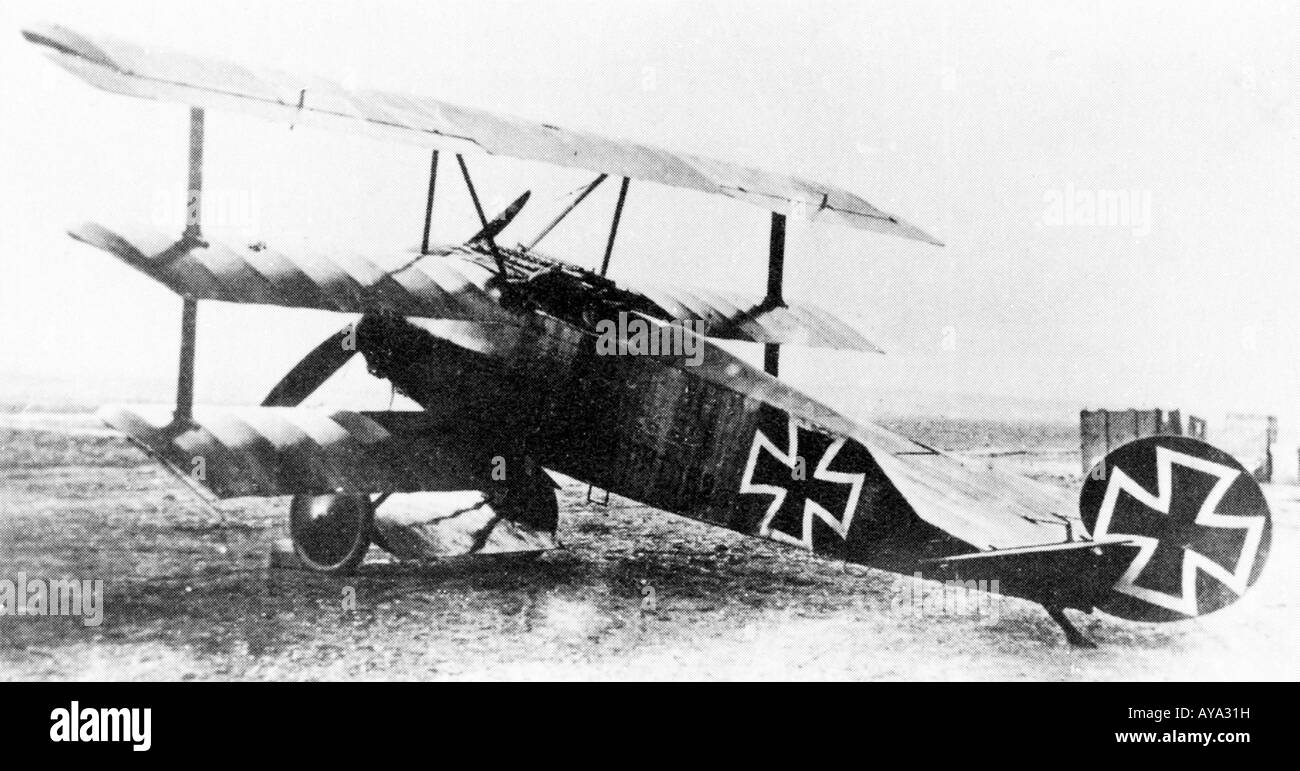 Fokker triplan Baron rouge DrI piloté par Manfred von Richtofen en mars 1918, un mois avant sa mort Banque D'Images