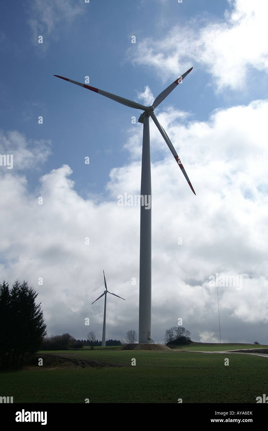 Les moulins à vent d'énergie / Windkraftanalage Banque D'Images