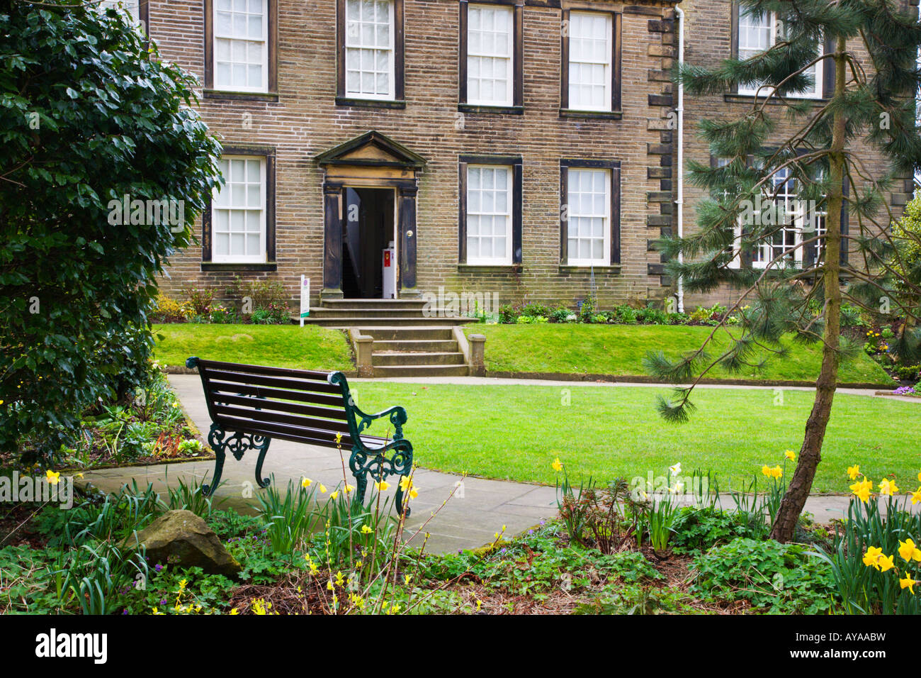 Bronte Parsonage Museum au printemps Haworth West Yorkshire Angleterre Banque D'Images