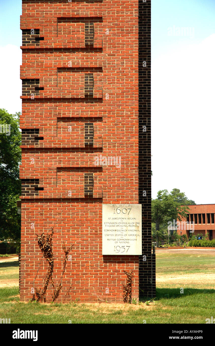 Jamestown Settlement 1607 1957 élément commémoratif permanent premier établissement anglais virginia va Banque D'Images