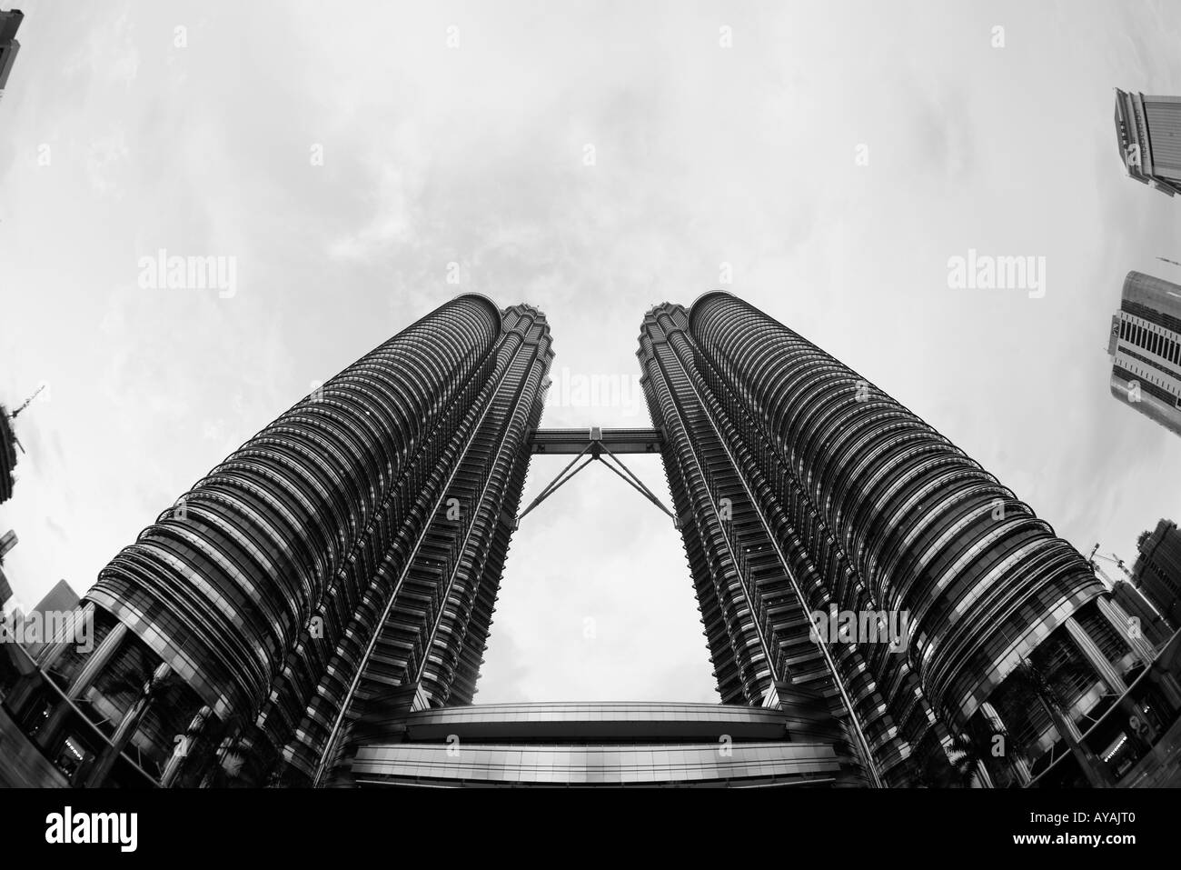 La Malaisie Kuala Lumpur Petronas Towers le monde s plus grand bâtiment depuis 1998 à 452 mètres ou 1 483 pieds Banque D'Images