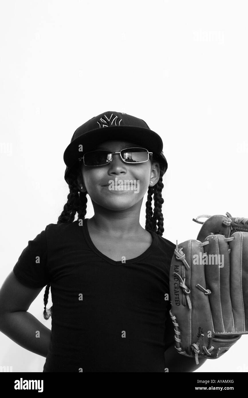 African American girl avec un gant de baseball Banque D'Images