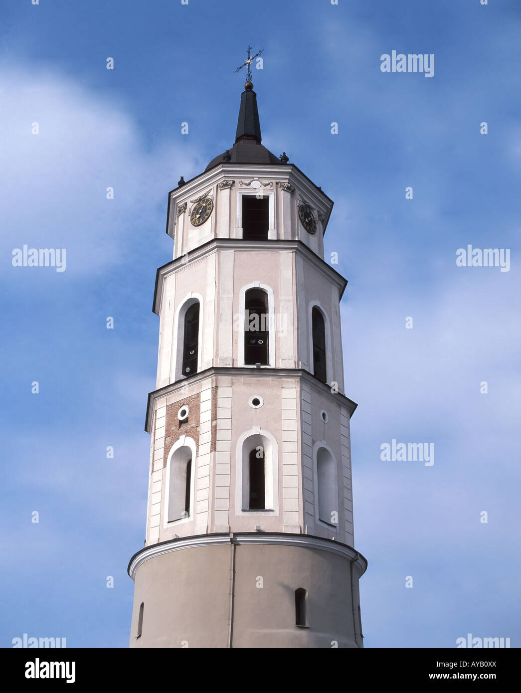 Vilinuis Tour de l'horloge de la cathédrale, la place de la cathédrale, de la vieille ville de Vilnius, Vilnius, comté, République de Lituanie Banque D'Images