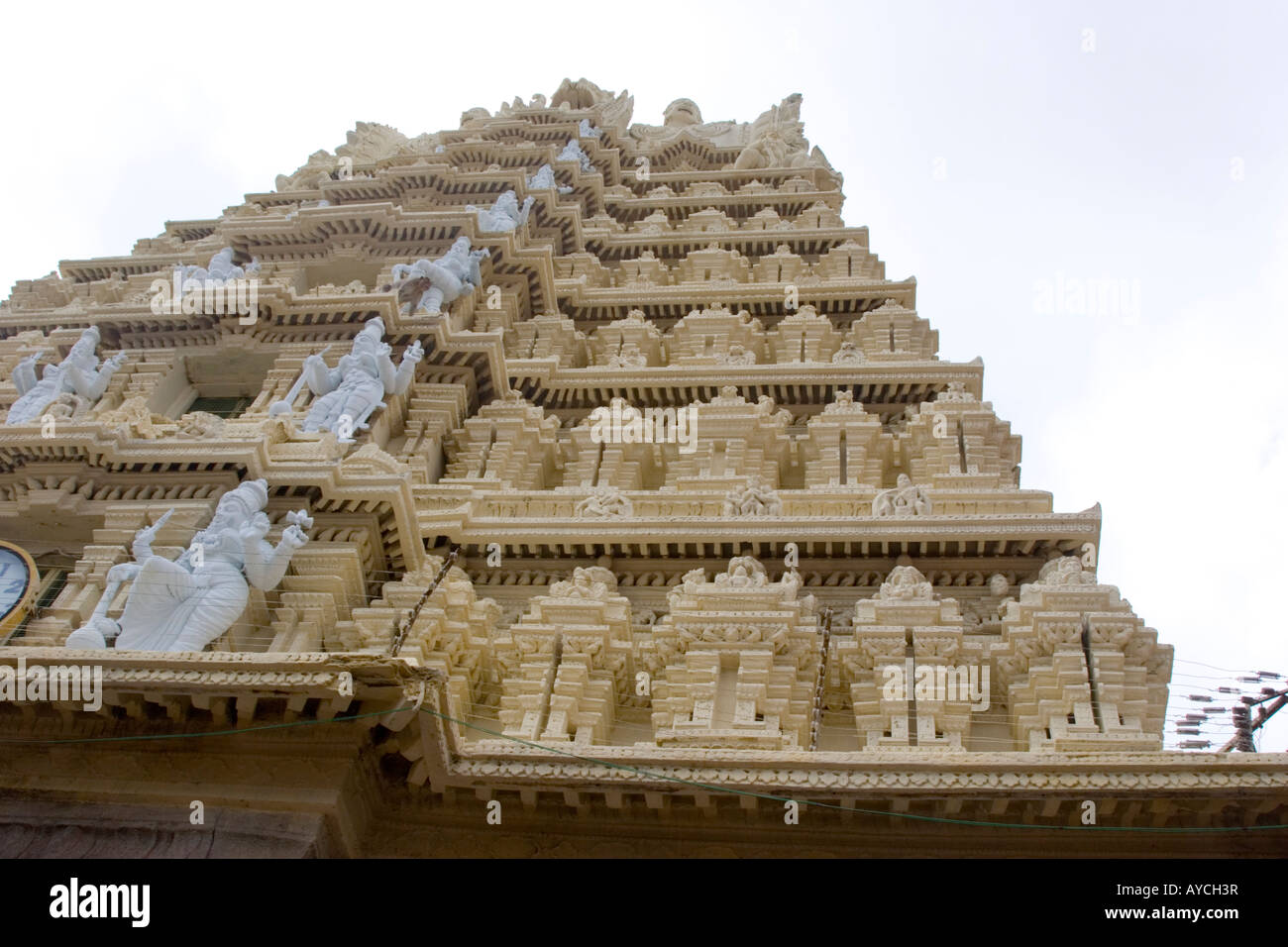 L'extérieur de l'Chamundeeswari dans le Temple de Chamundi Hills près de Mysore Inde Banque D'Images