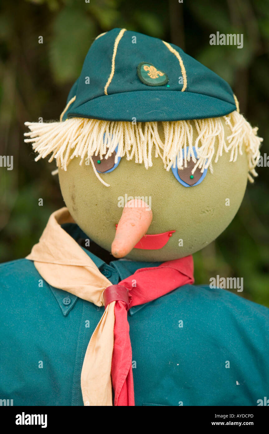 Un modèle d'un scout à un festival de l'épouvantail dans Barlow, près de Selby, Yorkshire, UK Banque D'Images