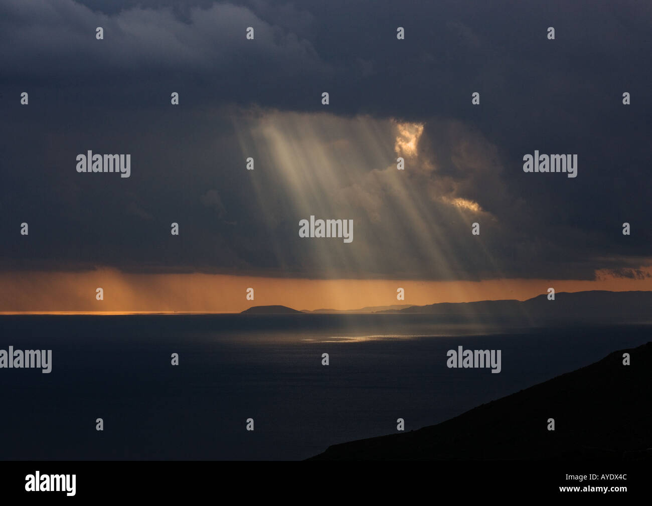 Soir de tempête à l'ouest de la péninsule de Mani vers la Grèce du sud, Koroni Banque D'Images Soir de tempête à l'ouest de la péninsule de Mani vers la Grèce du sud, Koroni Banque D'Images