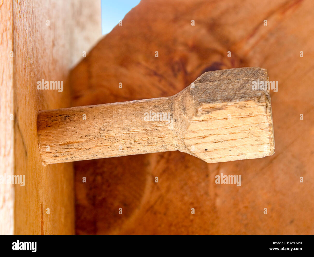 Joint à mortaise et tenon Banque de photographies et d'images à haute  résolution - Alamy