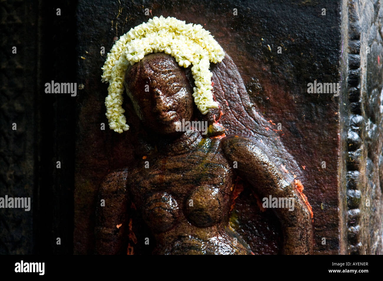 Lieu de culte à la fertilité des femmes à l'intérieur de temple hindou Sri Meenakshi à Madurai Inde du Sud Banque D'Images