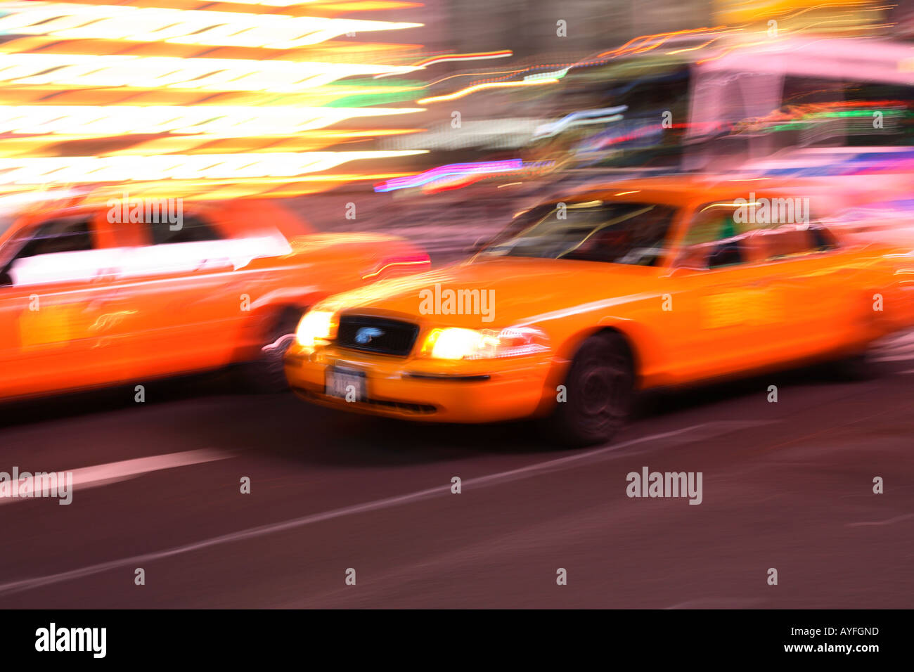 Taxi à Times Square, New York City Banque D'Images