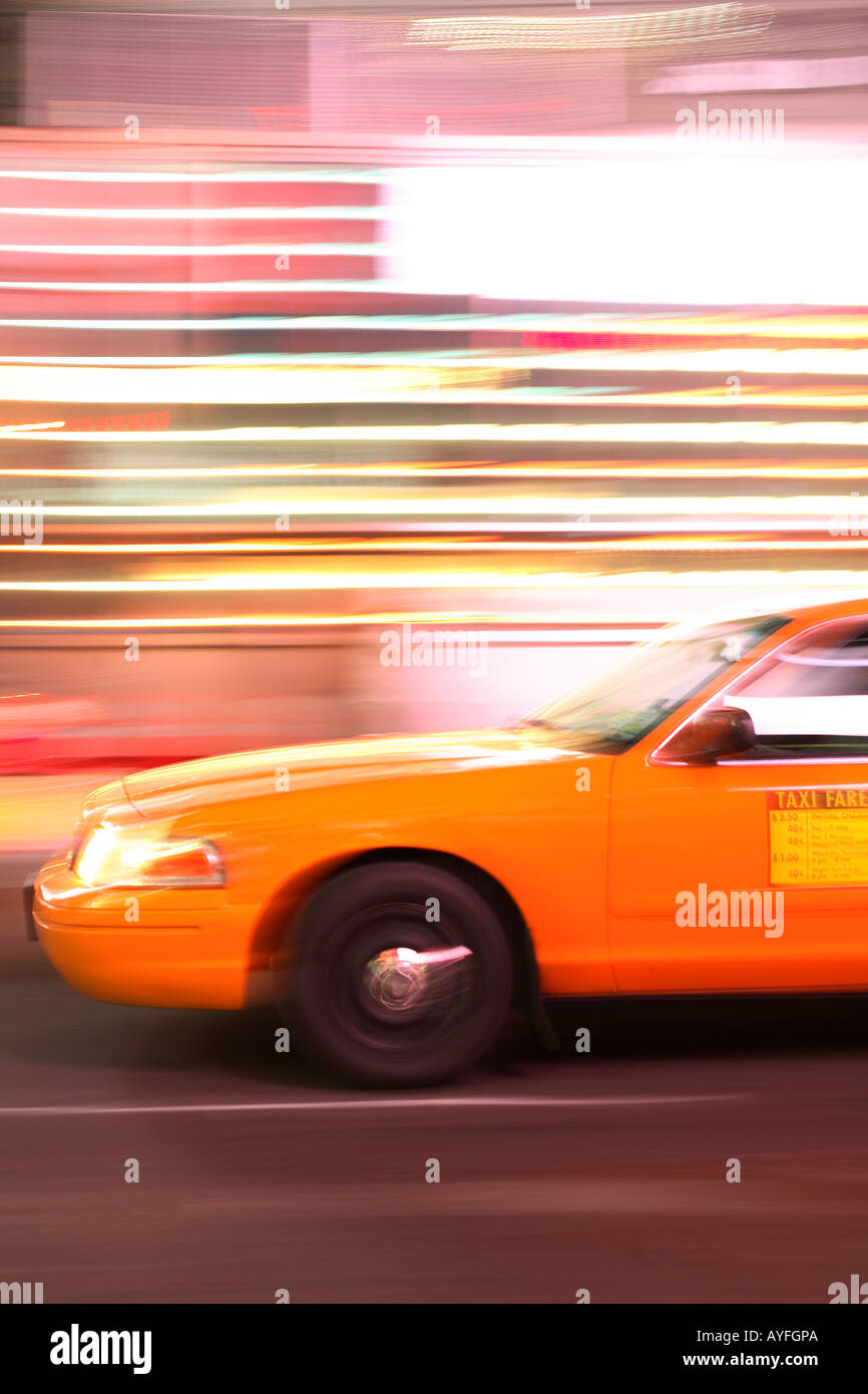 Taxi à Times Square, New York City Banque D'Images