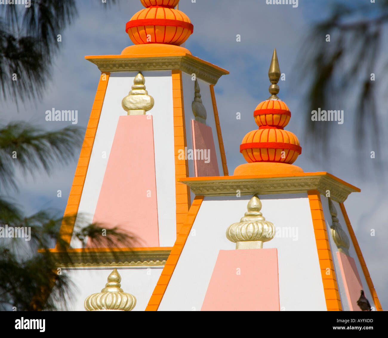 Hindu Temple roof detail - Flic en Flac, Maurice Banque D'Images