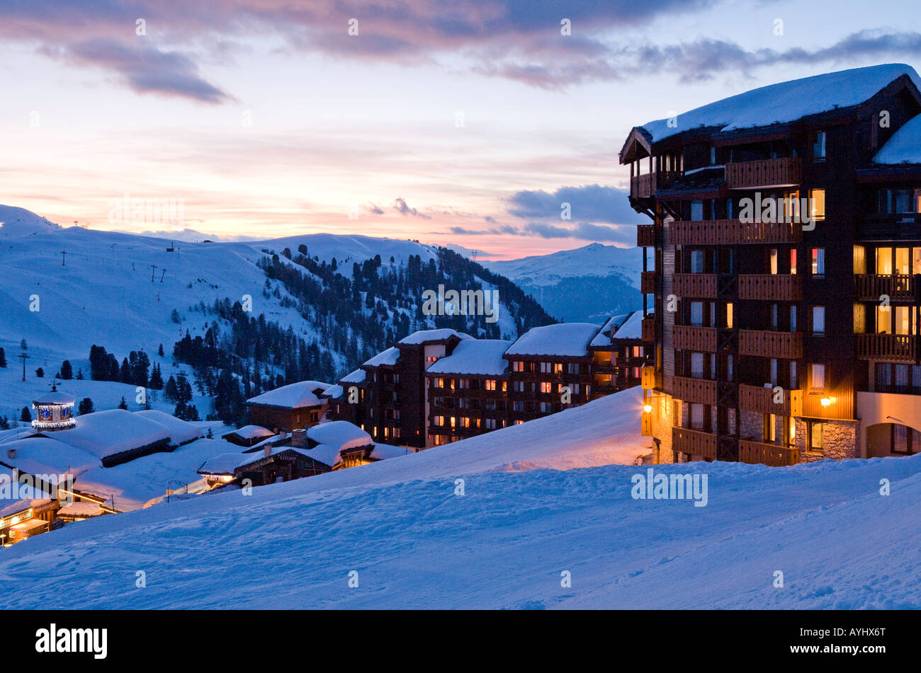 Au coucher du soleil Belle Plagne La Plagne dans les Alpes françaises France Europe Banque D'Images