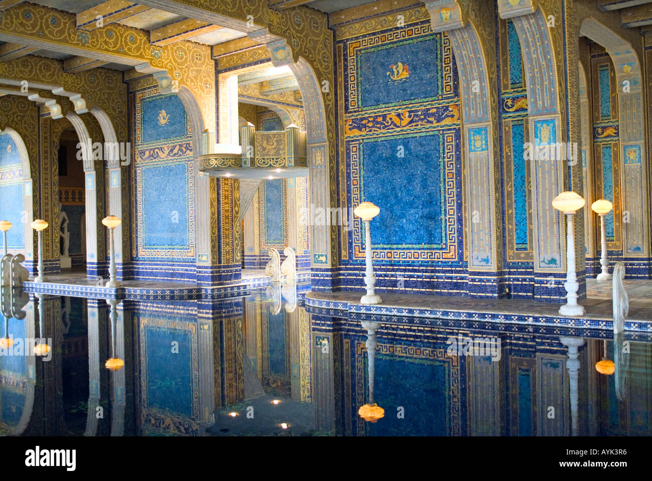 Hearst Castle Hôtel Particulier propriété de William Randolph Hearst, situé à San Simeon en Californie USA Banque D'Images