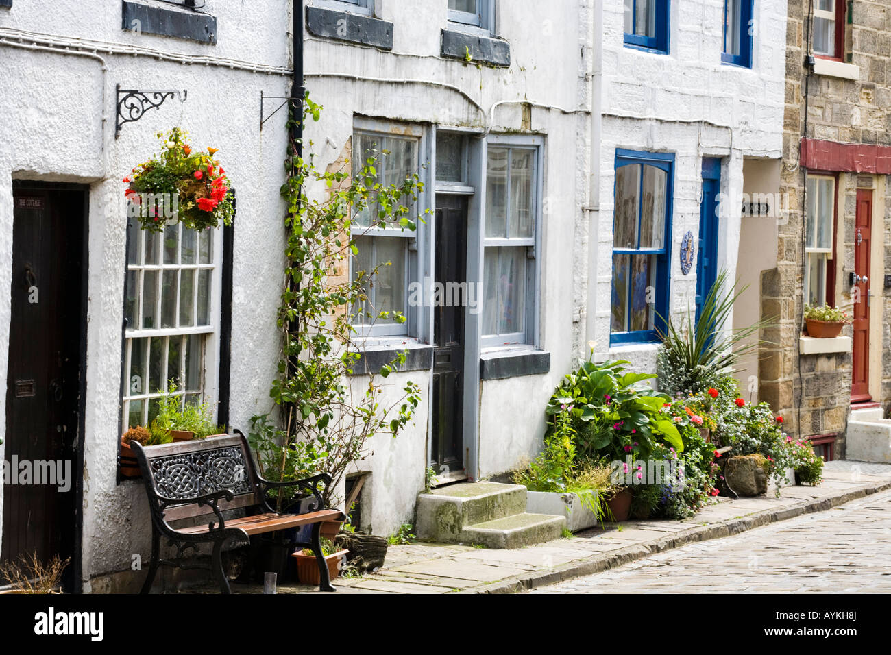 La High Street, dans le Yorkshire du Nord, Staithes Banque D'Images