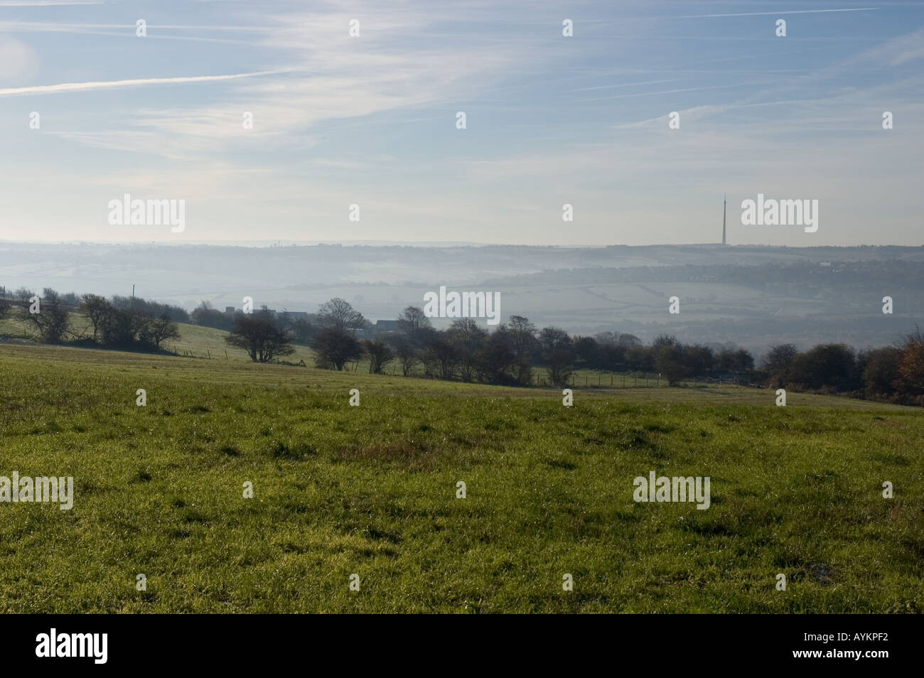 Emley Moor et mât de télévision dans le West Yorkshire Banque D'Images