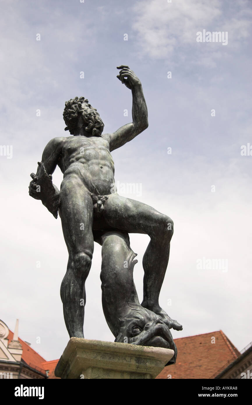 Sculpture en bronze, fontaine de Wittelsbach, Residenz, Munich, Allemagne Banque D'Images