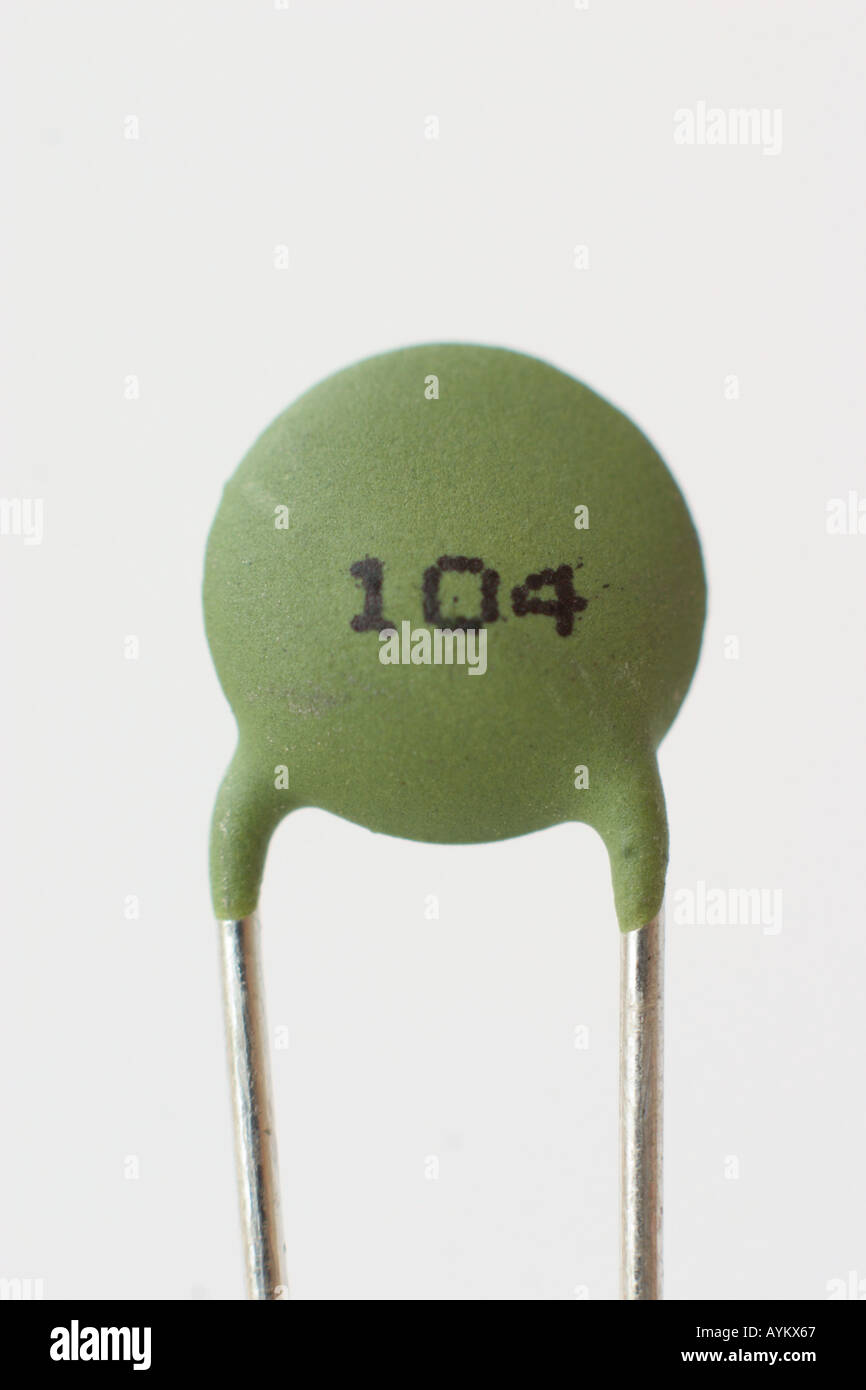 Condensateur Disque en céramique Photo Stock - Alamy
