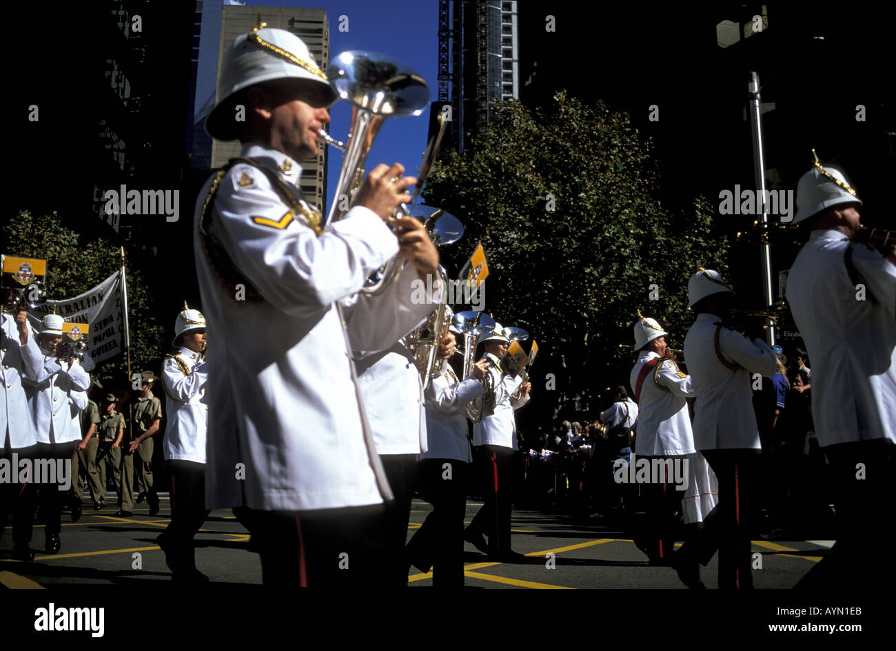25 avril Anzac Day Sydney Australie l'Université de New South Wales Marching Band près de Hyde Park Banque D'Images
