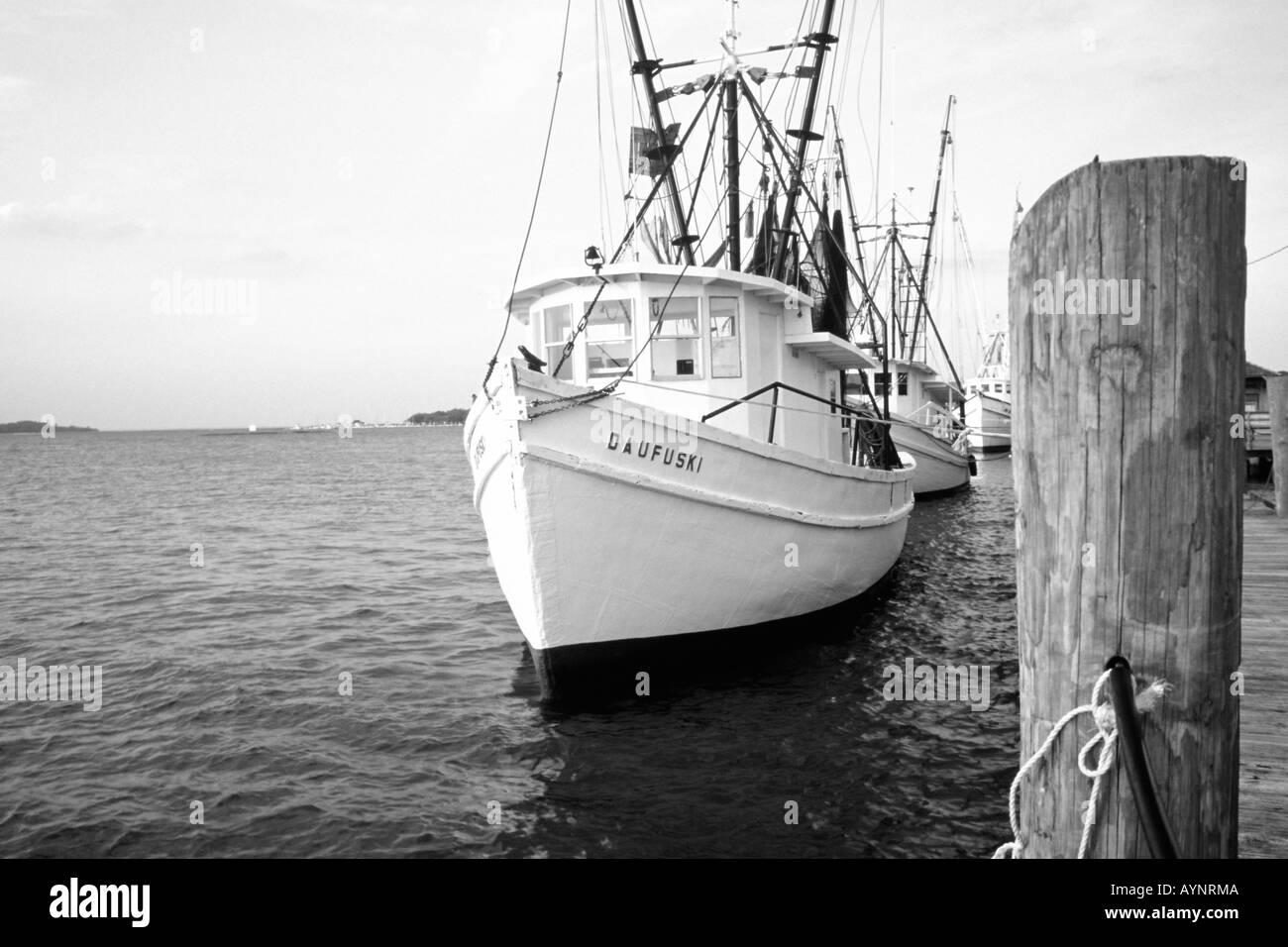 Bateaux de pêche sur le ruisseau du crâne. Hilton Head Island, Caroline du Sud Banque D'Images