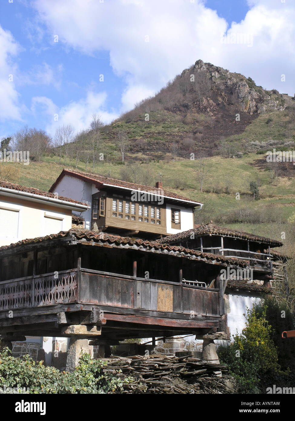 Valcarcel village de Somiedo Parc Naturel et réserve de biosphère. Asturias, Espagne Banque D'Images