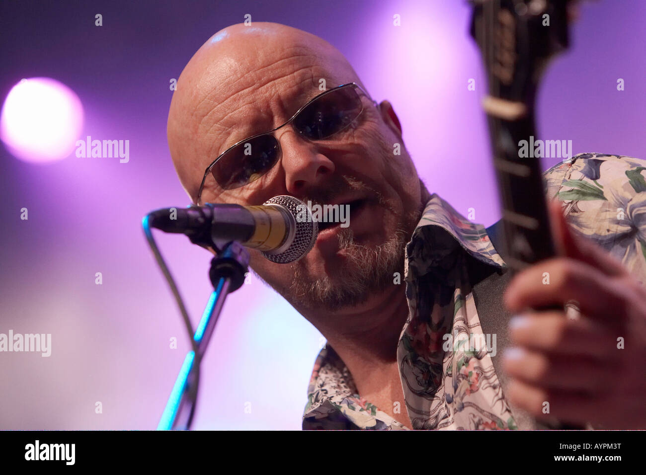 Andy Powell, chant/guitare, Wishbone Ash Argus, concert Tour 2008, Février 17, 2008 à Z7 à Pratteln, Suisse Banque D'Images