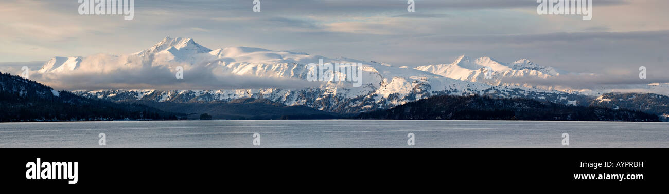 Vue panoramique tourné, le lever du soleil sur la baie Kachemak, péninsule de Kenai, Alaska, USA Banque D'Images