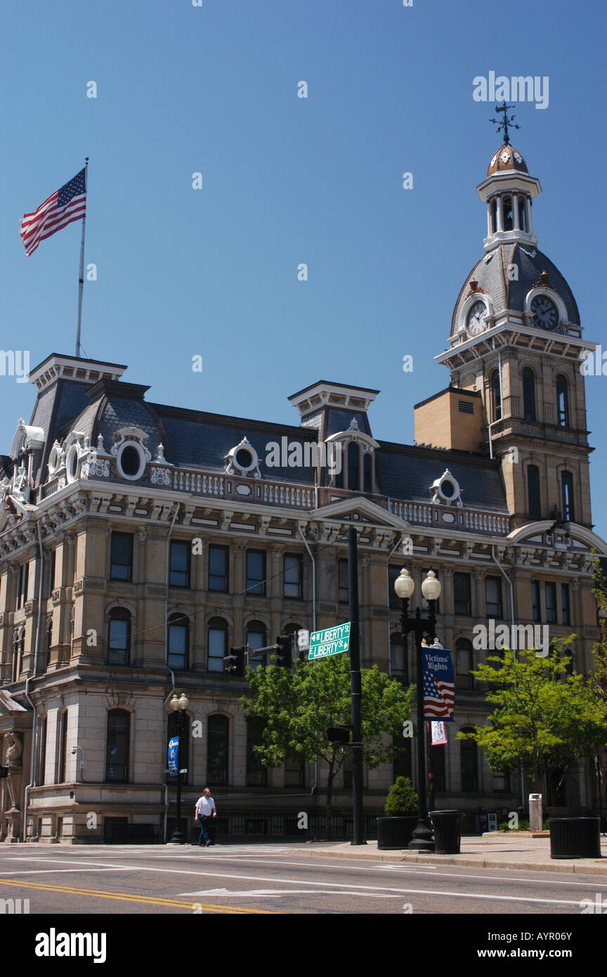 Hôtel de ville Wooster Ohio USA l'architecture victorienne de la rue principale Petite ville Banque D'Images