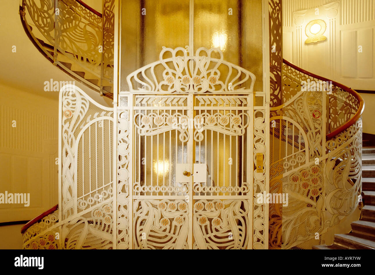 Ascenseur de style Art Nouveau, Ratz, Otto Wagner House, Vienne, Autriche, Europe Banque D'Images