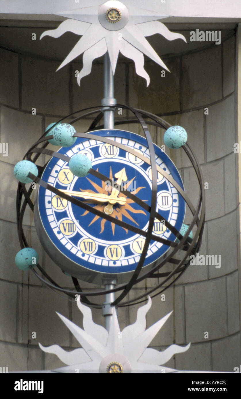 L'horloge du millénaire, Hebden Bridge, West Yorkshire, Angleterre, Royaume-Uni. Banque D'Images
