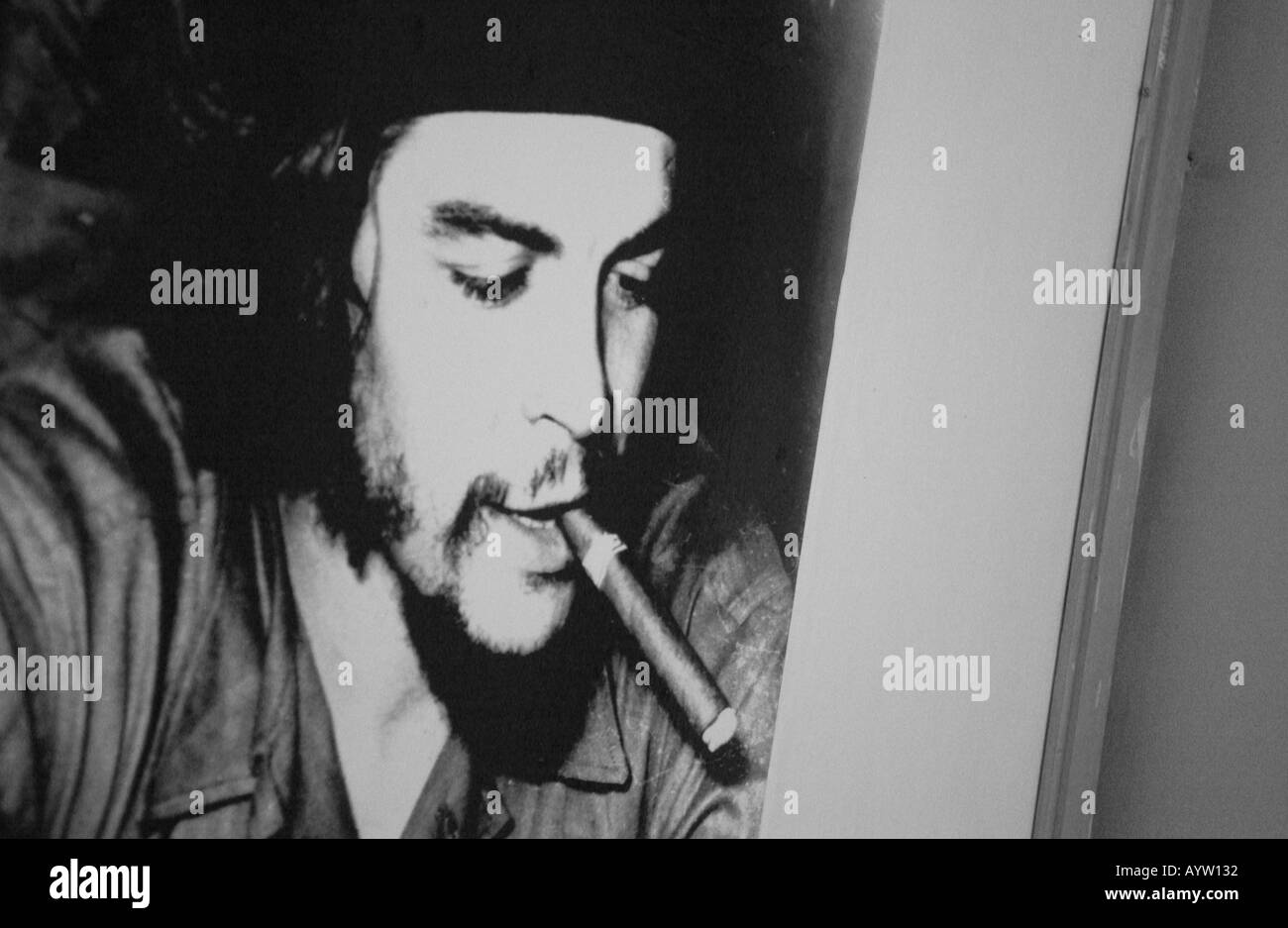Un homme fumeur de cigare cigare havane Cuba Banque D'Images