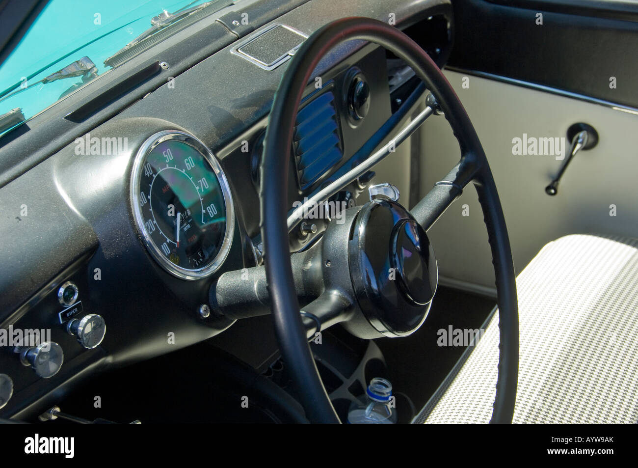Intérieur d'une années 1950 vintage Nash Metropolitan Banque D'Images