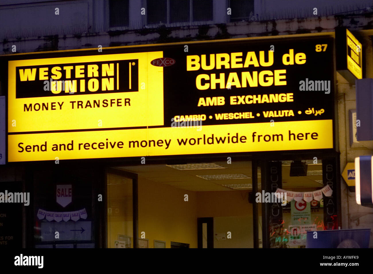 Western Union transfert d'argent bureau de change à Londres UK Banque D'Images