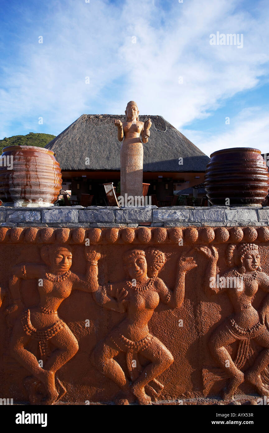 Bluesky et Bouddha Banque D'Images