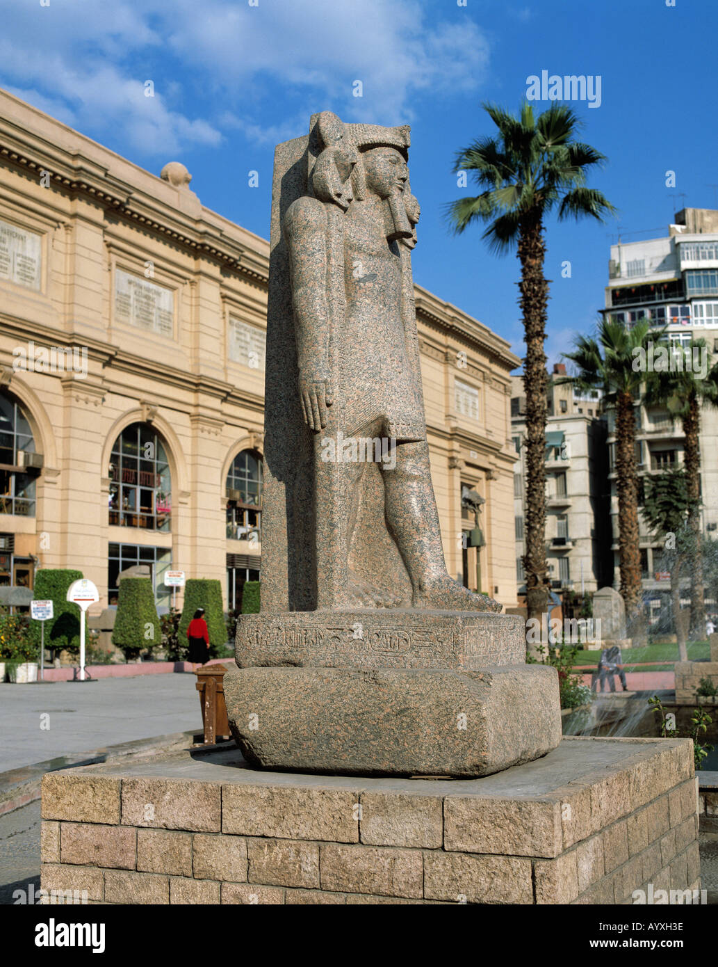 Eingang Aegyptisches Museum, statue, Skulptur, Kairo, Unteraegypten Banque D'Images