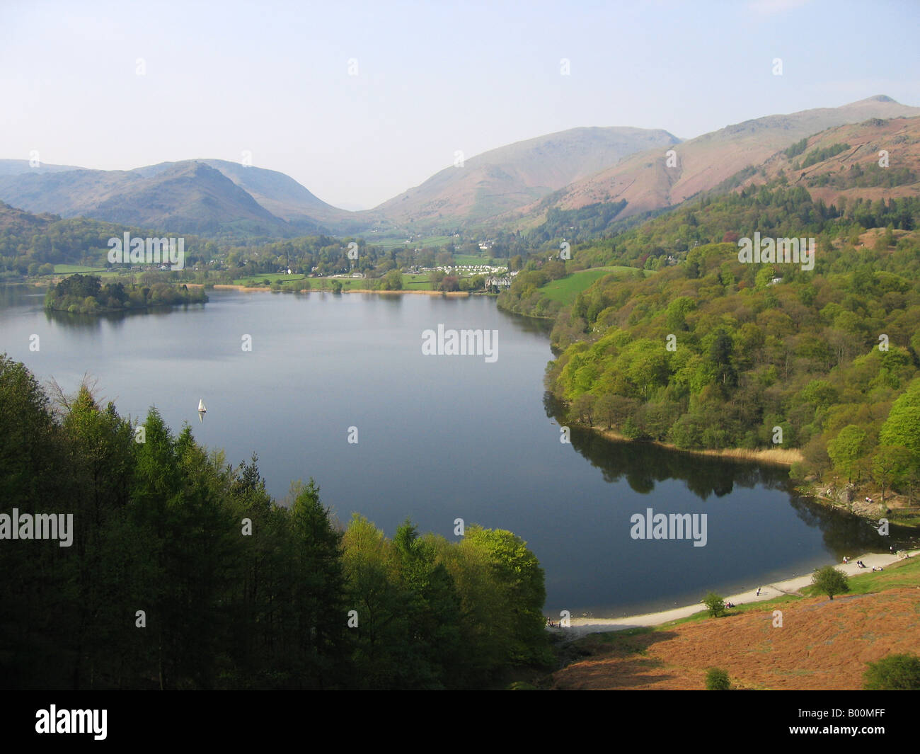Lac de Grasmere Loughrigg Terrasse, Lake District, Cumbria, Angleterre, Royaume-Uni Banque D'Images Lac de Grasmere Loughrigg Terrasse, Lake District, Cumbria, Angleterre, Royaume-Uni Banque D'Images