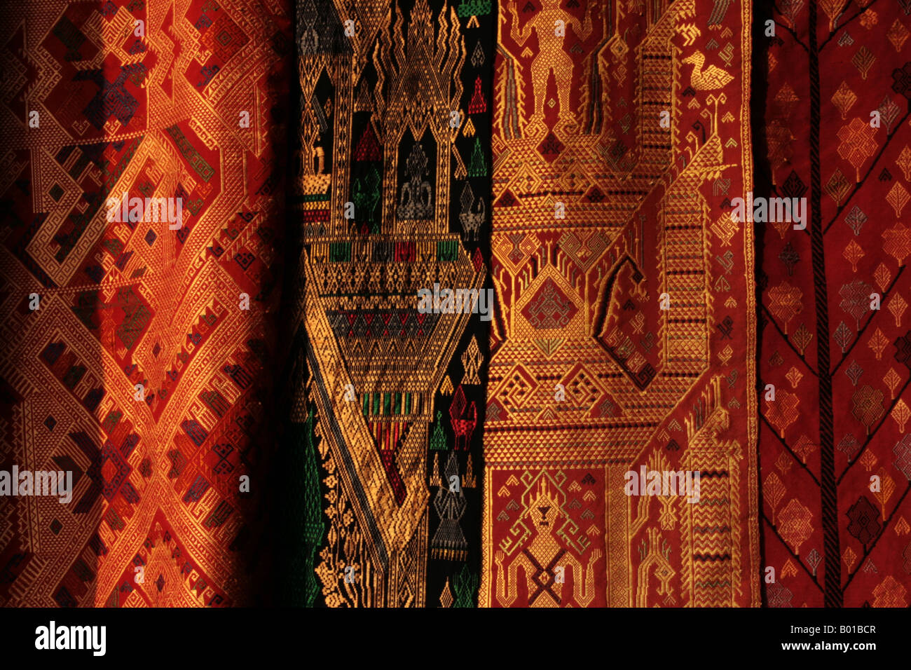Rideaux unis en soie thaïlandaise