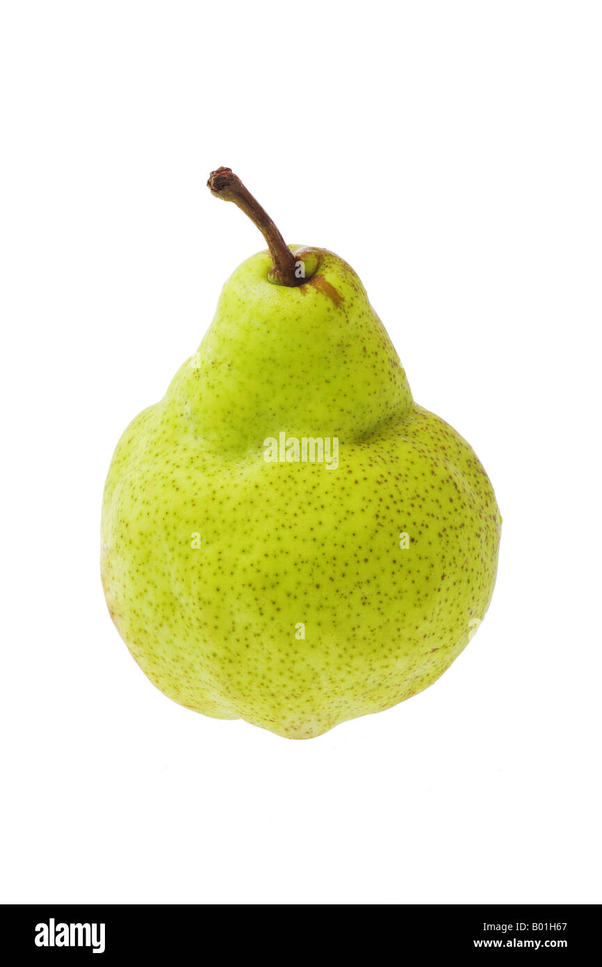Poires mûres vert jaune sur fond blanc Banque D'Images