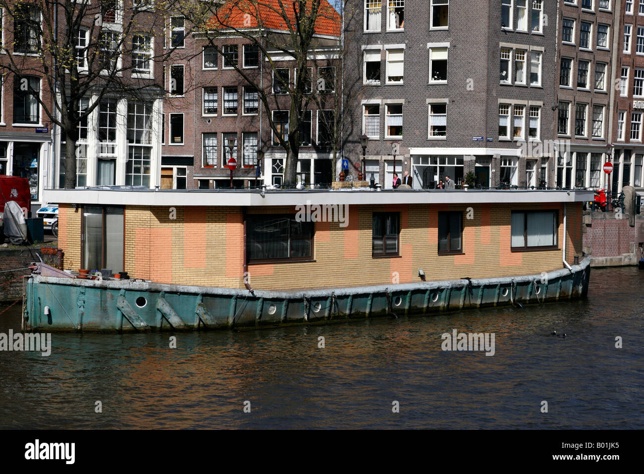 Péniche avec parement de briques Amsterdam Pays-Bas Hollande du Nord Europe Banque D'Images