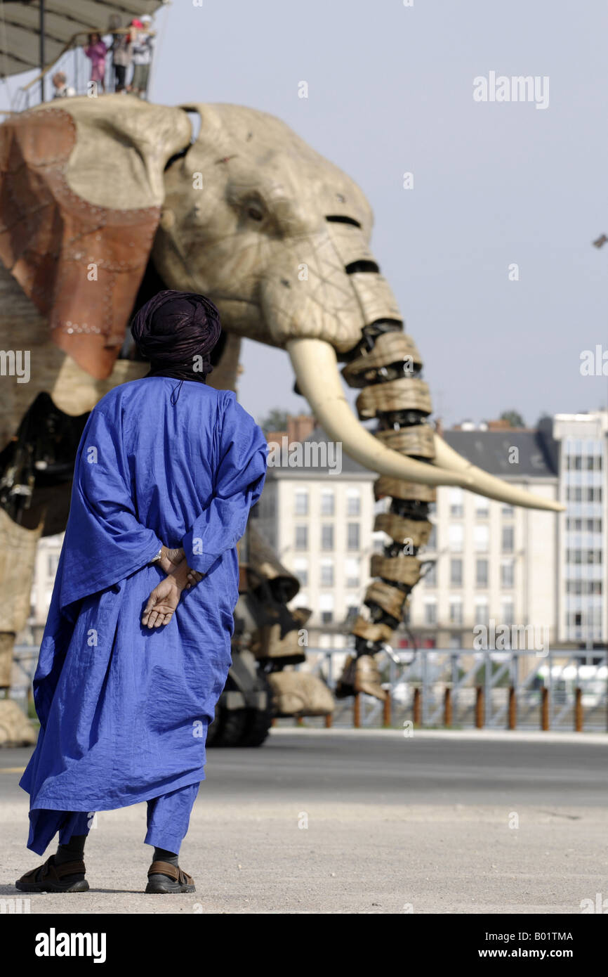 France,nantes,éléphant,robot,homme,touareg Banque D'Images