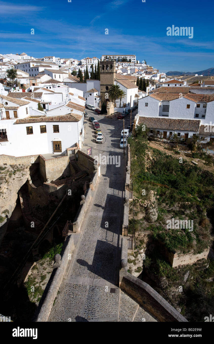 Puente Viejo Vieux Pont Pont Arabe et Iglesia de Nuestro Padre Jesus Ronda andalousie Province de Malaga Espagne Banque D'Images