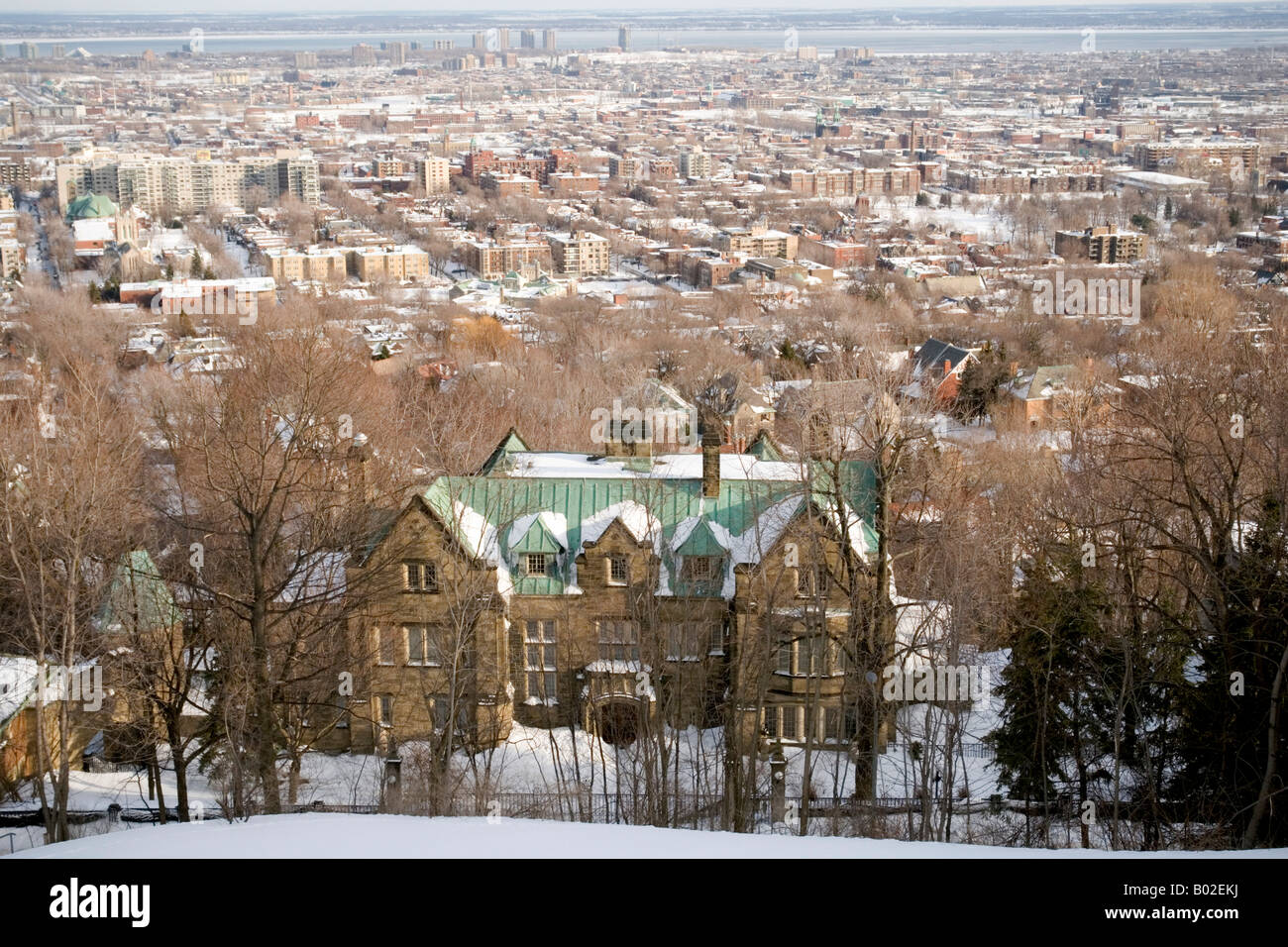 La banlieue de Montréal neige lié de Westmount en hiver. Banque D'Images
