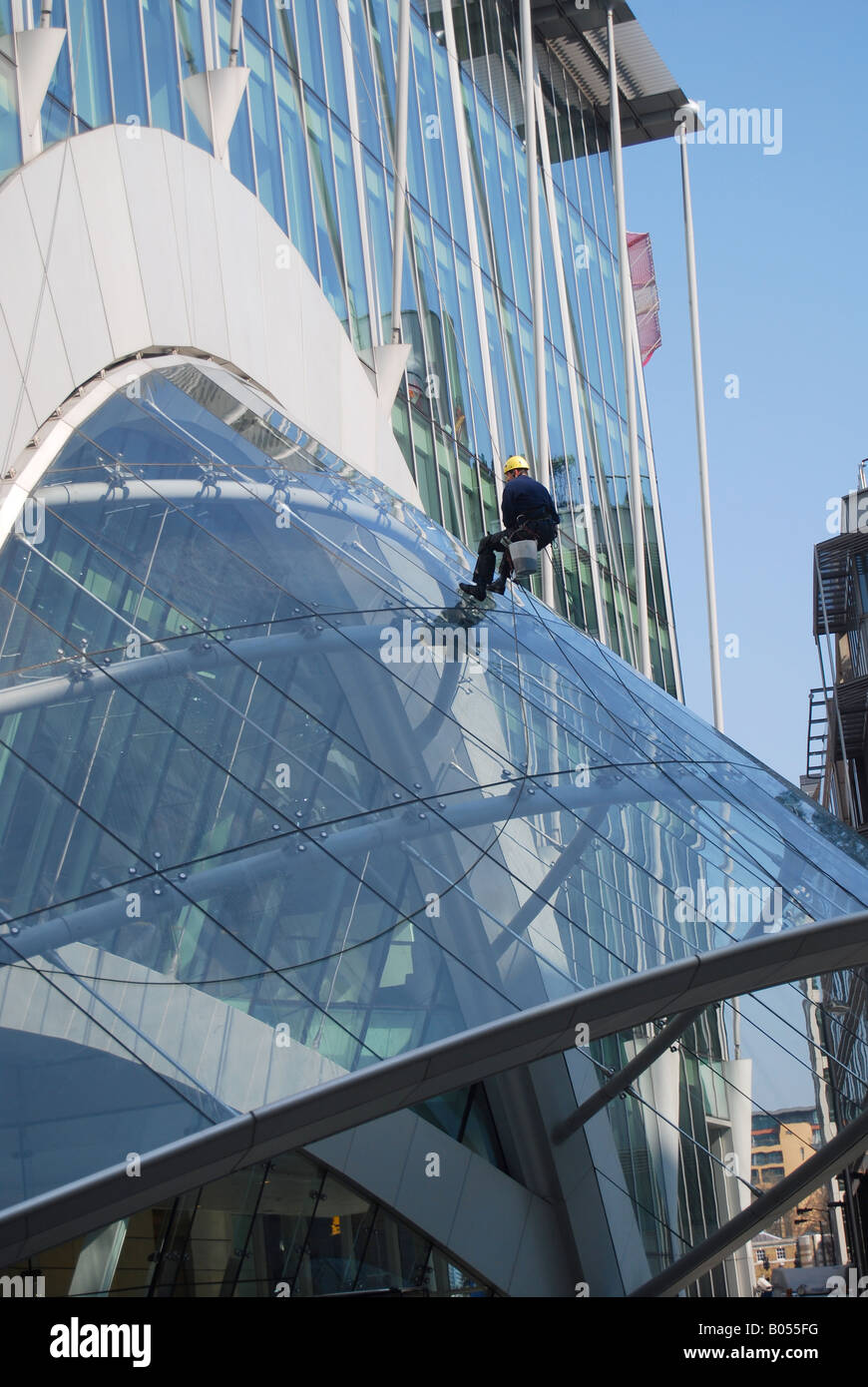 Bloc de bureau window cleaner highwire spiderman City Point assurance Banque Moorfields London credit crunch Banque D'Images