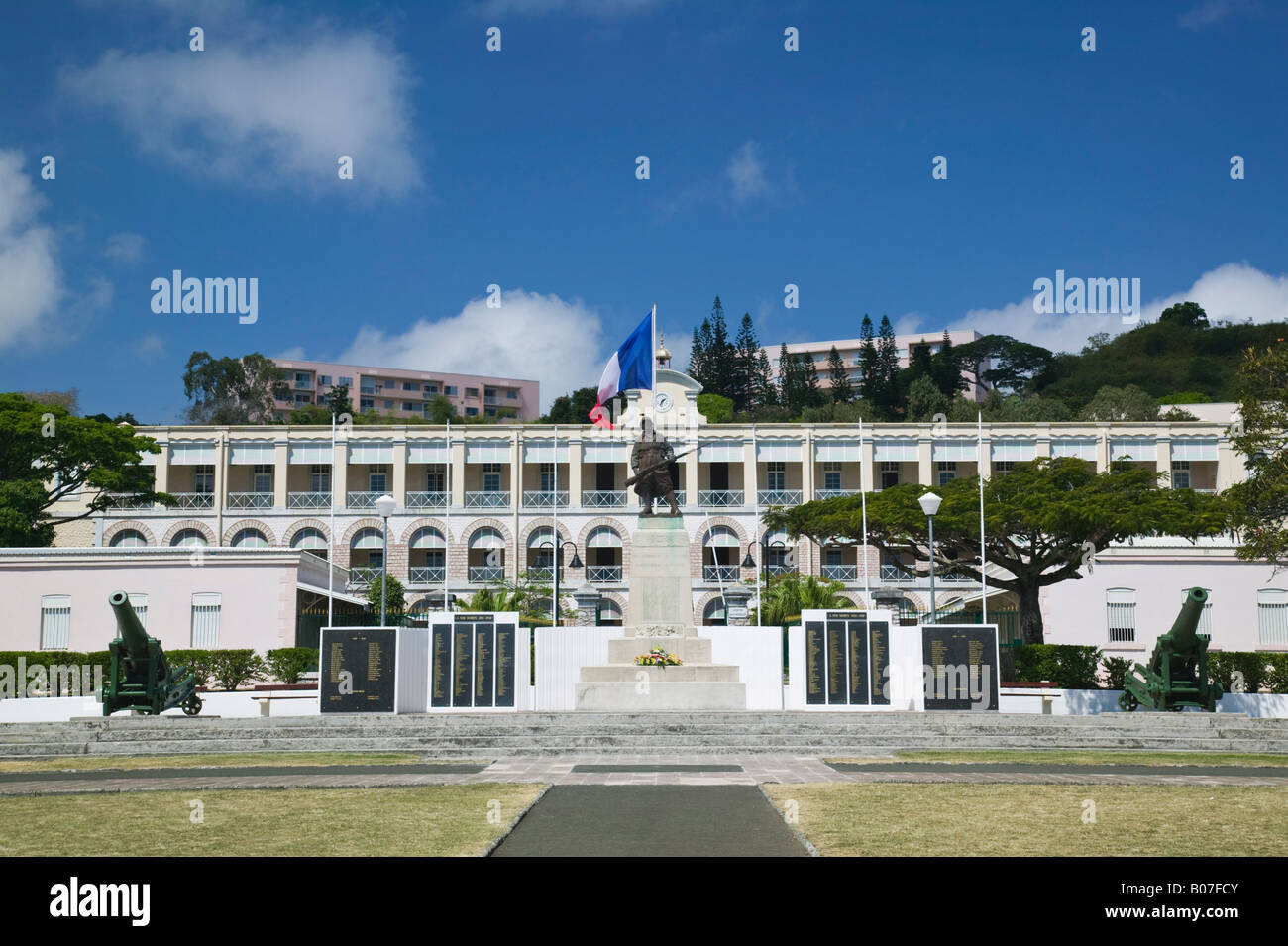 Nouvelle Cal donie L le De Grande Terre Noum a Place Bir Hakeim nouvelle-cal-donie-l-le-de-grande-terre-noum-a-place-bir-hakeim