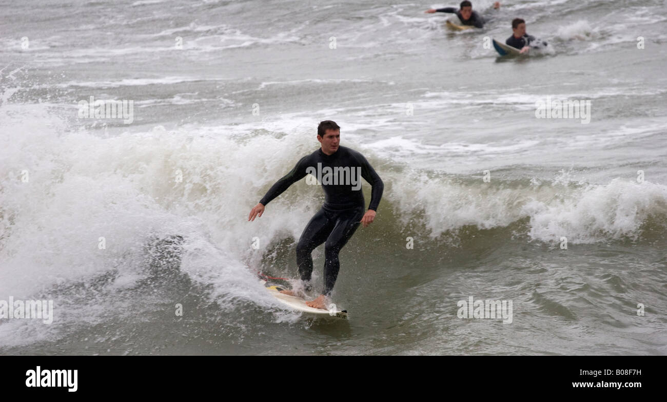 Surfer Beach BOURNEMOUTH Dorset Banque D'Images