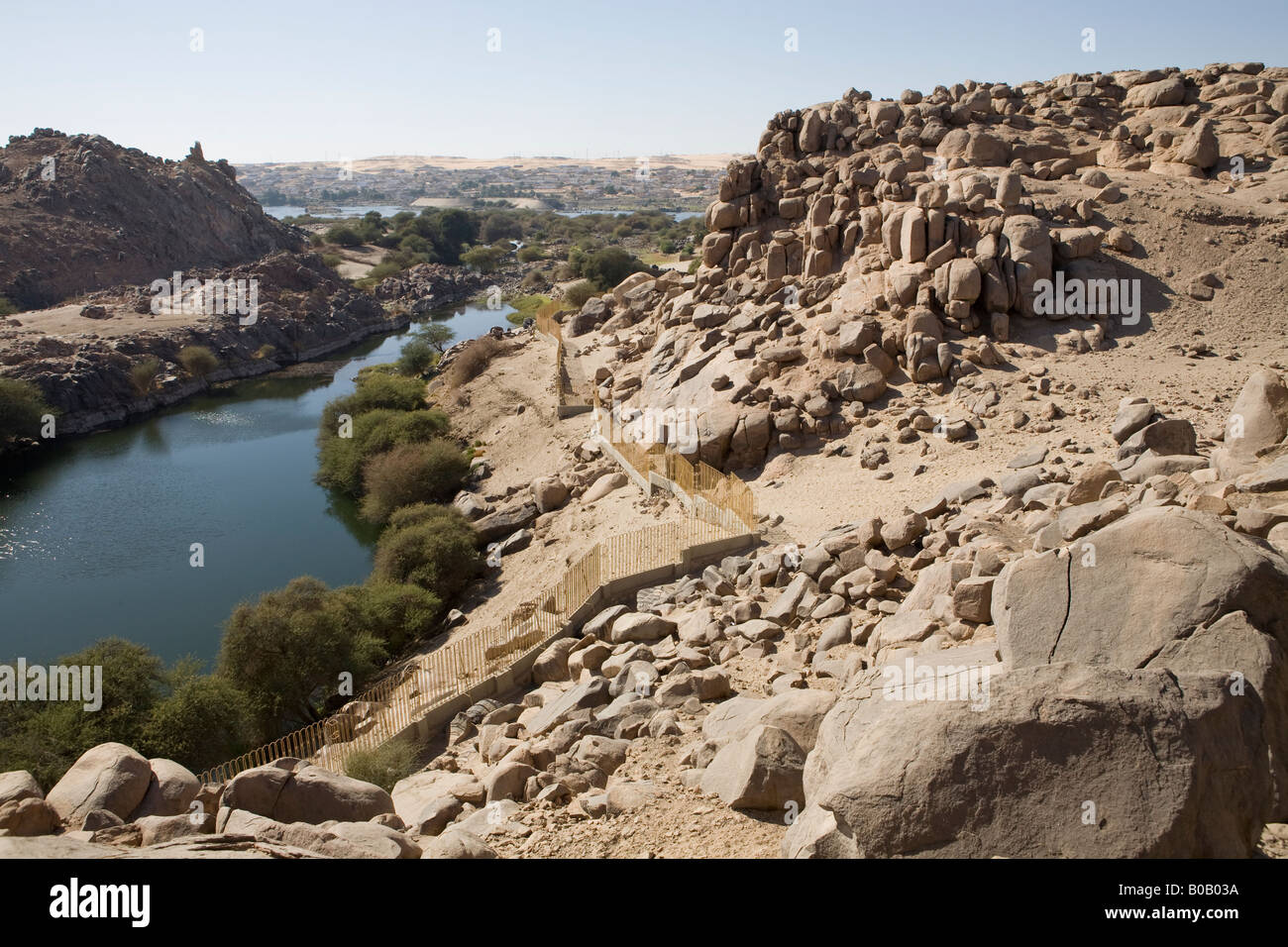 Une vue de l'île de Sehel au cours de la première cataracte du Nil, à Assouan, Egypte. Banque D'Images