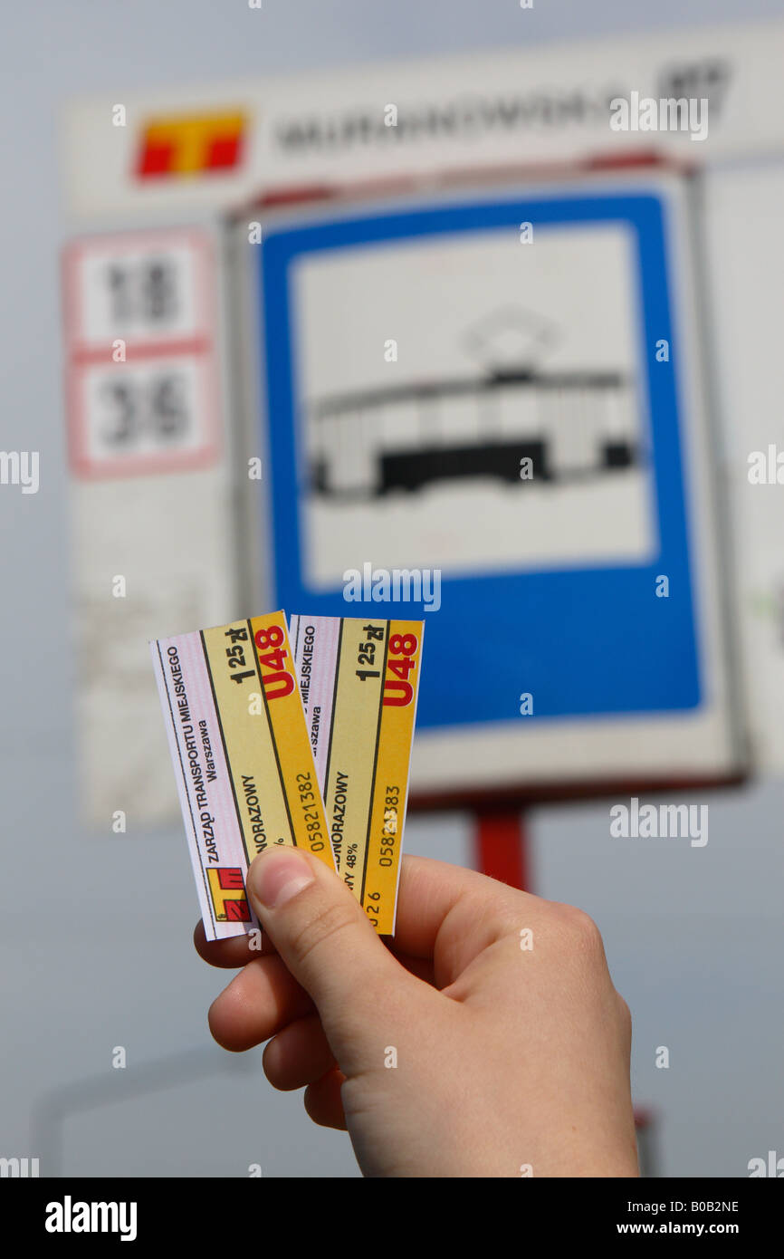 Pologne Varsovie transports en bus et tram ticket voyage Banque D'Images