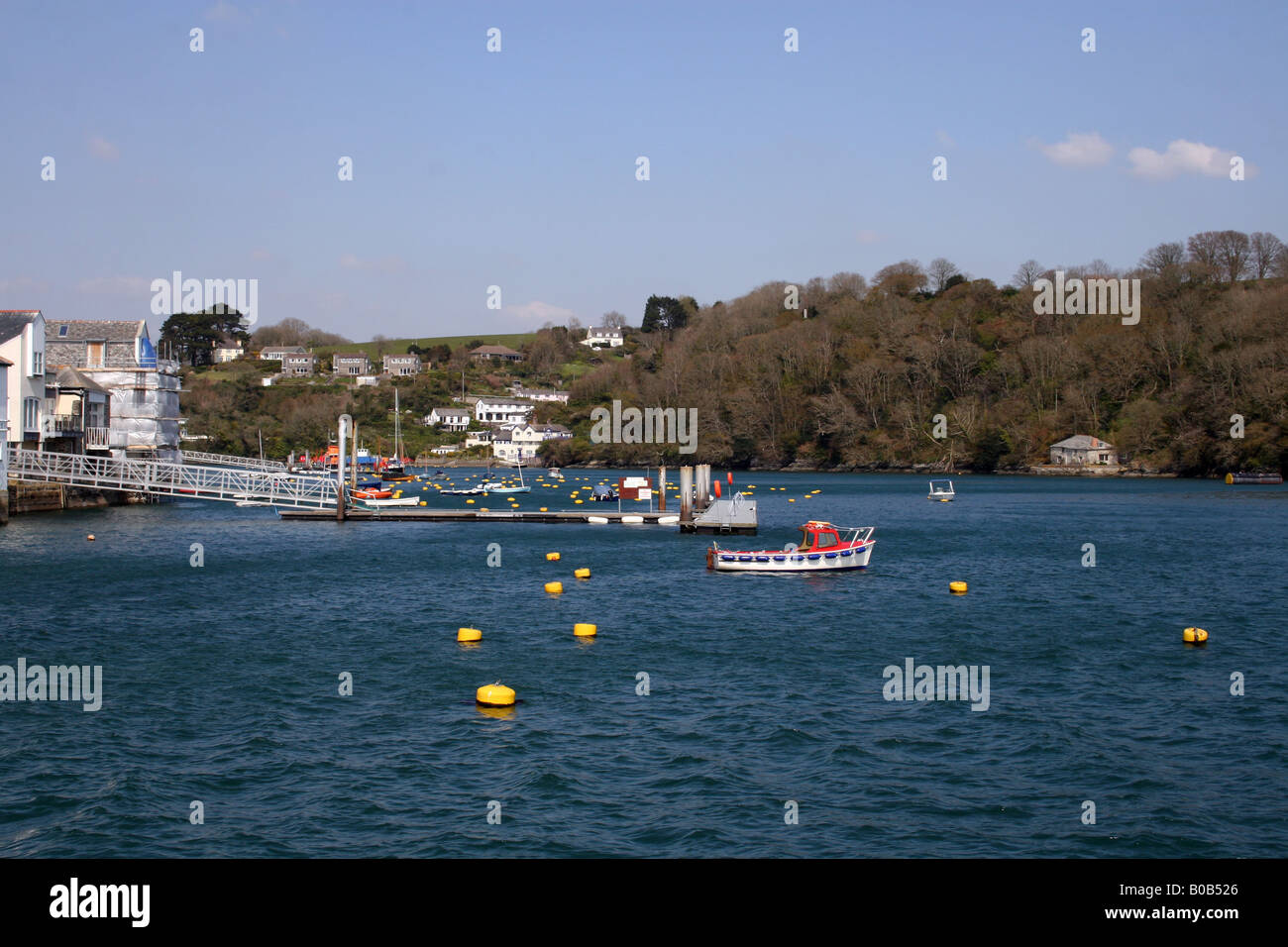 ALBERT QUAY LA RIVIÈRE FOWEY. CORNWALL. L'ANGLETERRE Banque D'Images